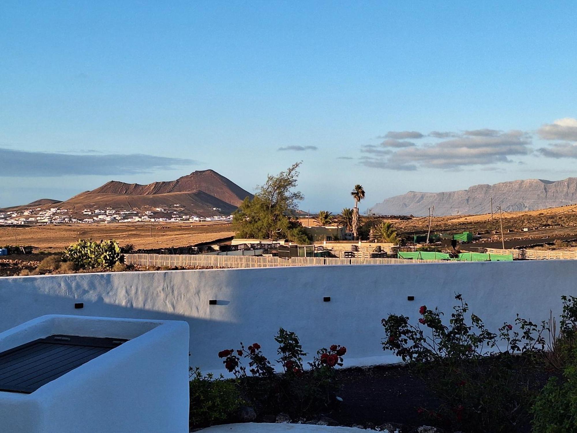 Casa El Gallo Teguise  Eksteriør billede